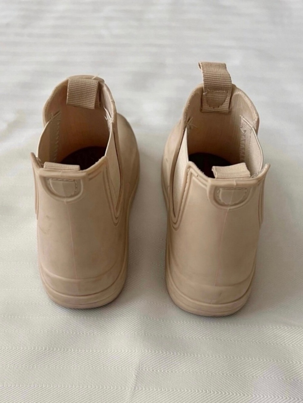 Zara Kids Chelsea Rain Boots in Cream - Picture 4 of 7